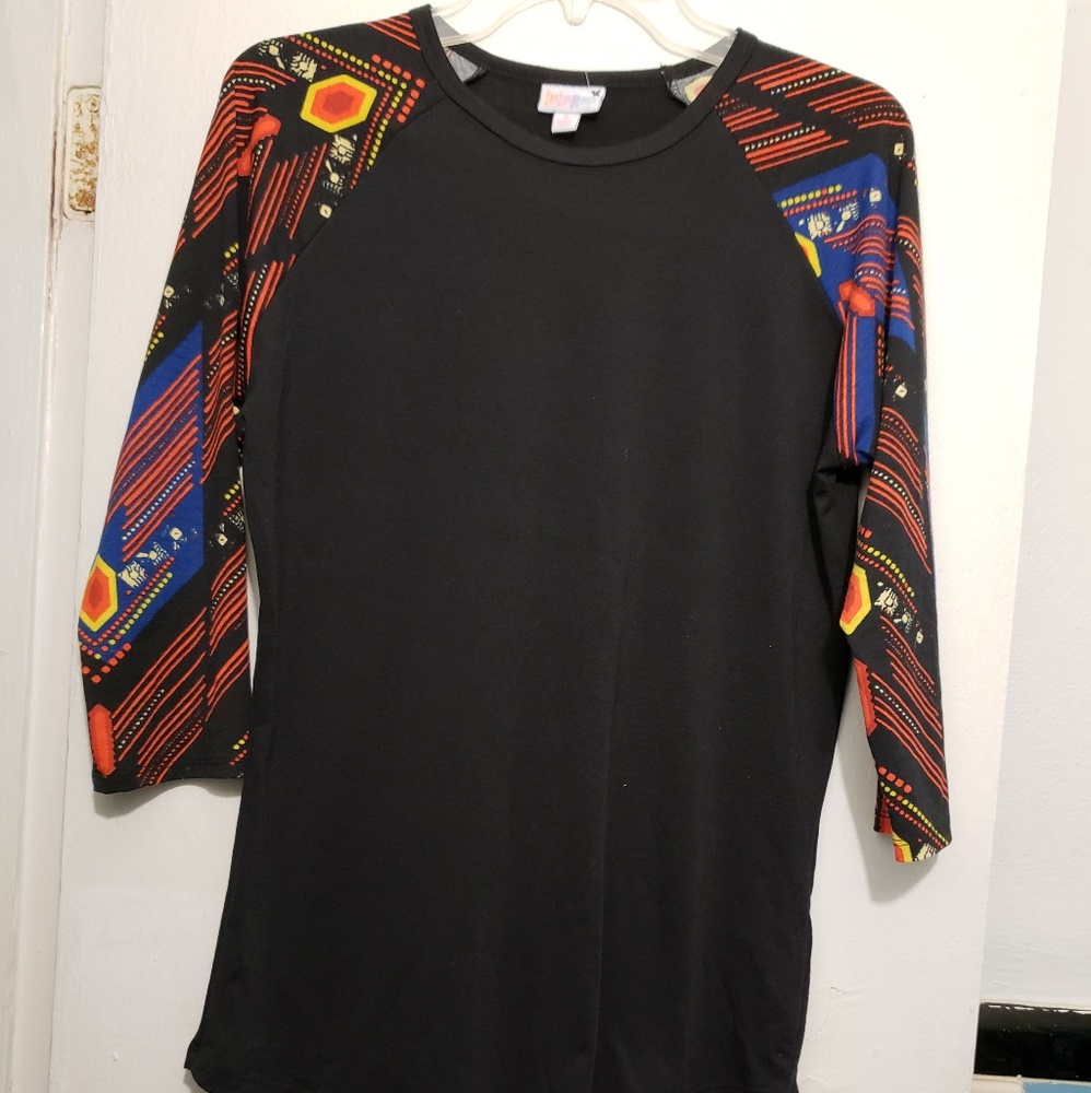 LULAROE BLACK LONG SLEEVE TOP..SIZE S - Picture 2 of 5
